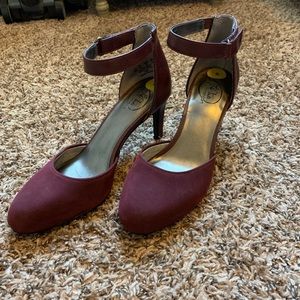 plum colored heels